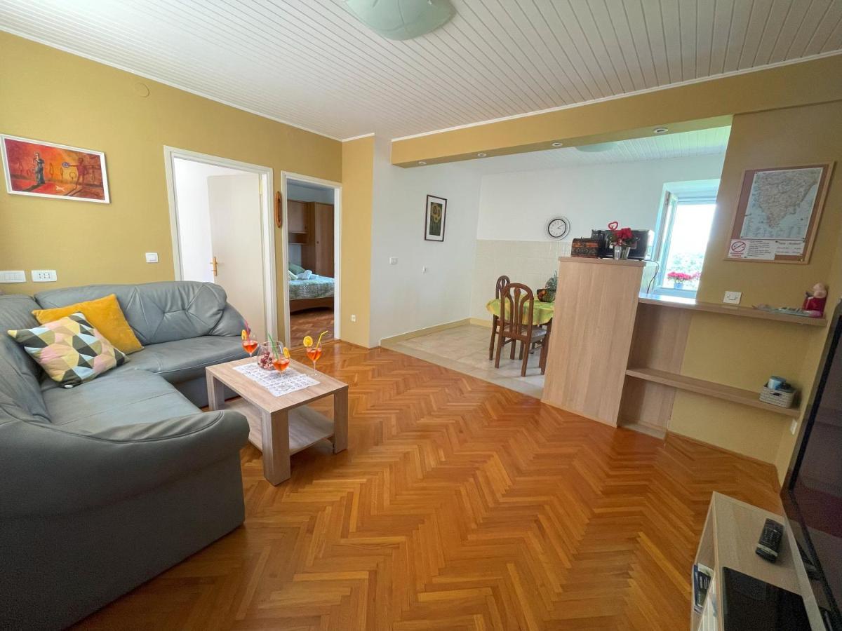 Apartment Kastel Pazin Exterior photo